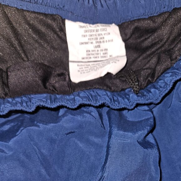 Air Force Physical Fitness Uniform - Picture 4 of 5